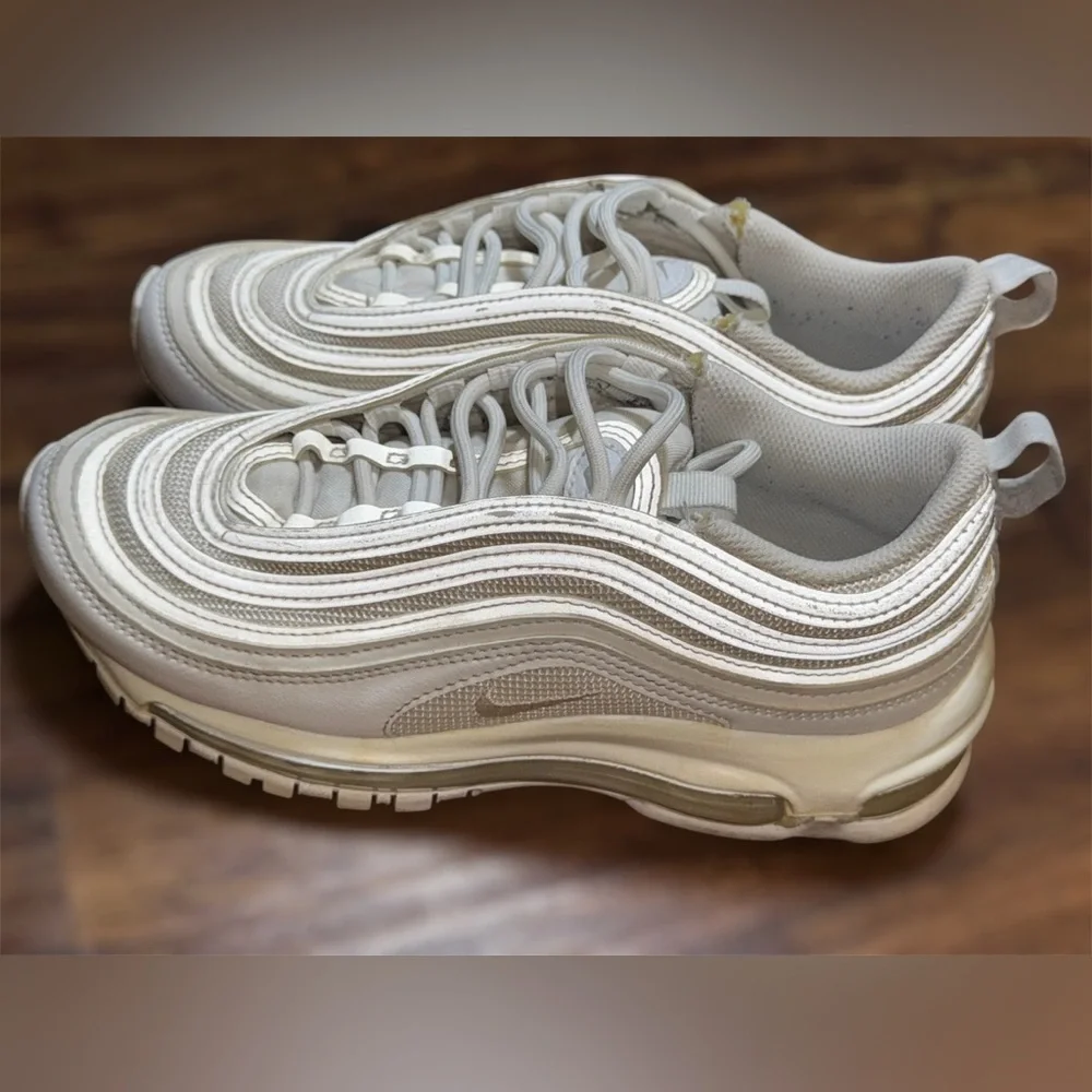 Nike Air Max 97 Cream White Sneakers –‎ Size 6 Women’s